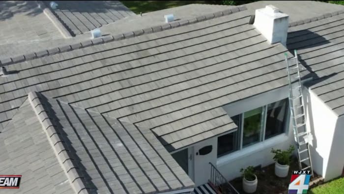 Customers, employees left in limbo after Jacksonville roofing company announces unexpected layoffs - Vimarsana News