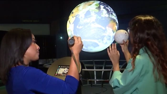 🌘 Orlando Science Center hosts annular solar eclipse watch party, explains phenomenon