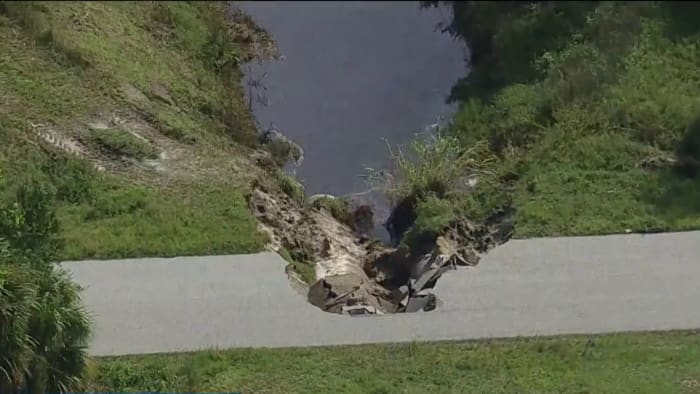 Palm Bay starts repairing road washouts after flooding