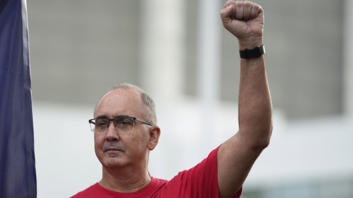 UAW, Ford reach tentative contract agreement to end auto strike - Vimarsana News