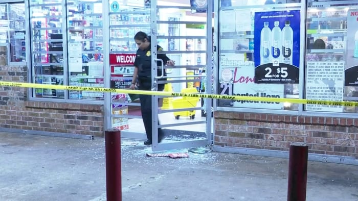 3 teen suspects wanted after breaking into 2 stores shooting an employee and holding another at gunpoint 3 teen suspects wanted after breaking into 2 stores shooting an employee and holding another at gunpoint