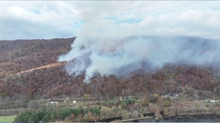 Wildfire battle continues in the New River Valley - Vimarsana News