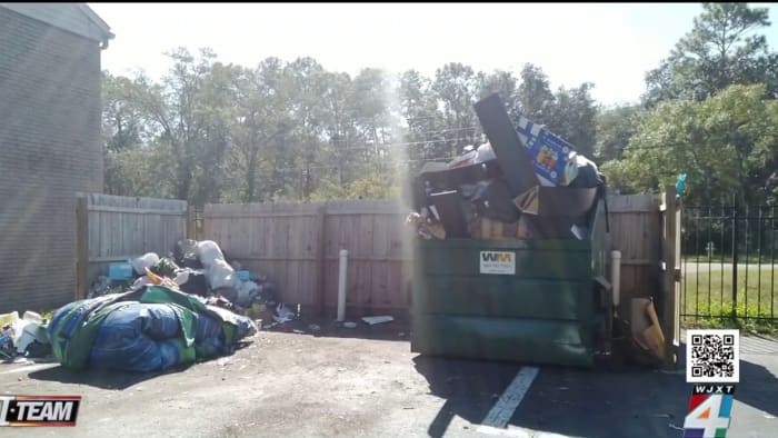 'Bare minimum': Dumpsters finally brought to Westside apartments after judge's order, but they're already overflowing - Vimarsana News