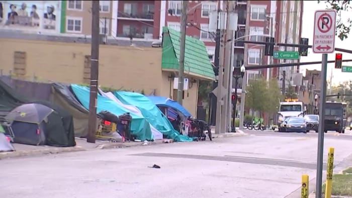Here's how Orlando leaders are working to address homelessness - Vimarsana News