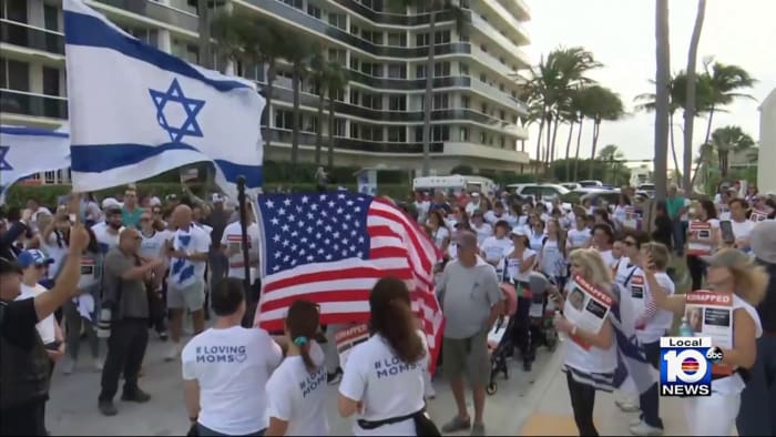Mothers walk in silence, push empty strollers in Bal Harbour, Miami Beach in call for hostage release