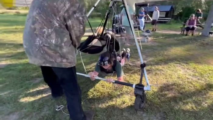 Florida man turns yard into hang gliding commune