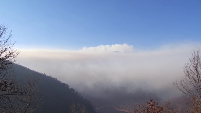 10 News Xtra: How wildfire smoke spreads differently at night vs. during the day - Vimarsana News