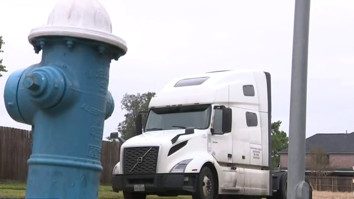 ASK 2: Is it illegal to park an 18-wheeler in unincorporated Harris County residential streets? - Vimarsana News