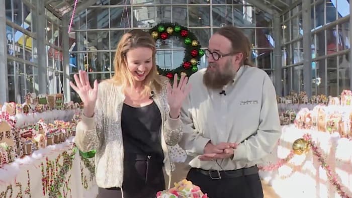 Learn How to Build a Gingerbread House with a Guinness World Record Holder - Vimarsana News
