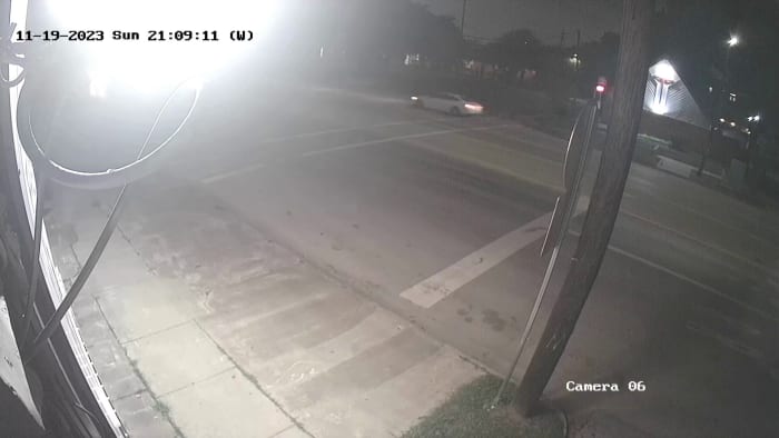 Recognize this vehicle? Driver sought in hit-and-run crash that killed man riding bike near downtown Houston - Vimarsana News