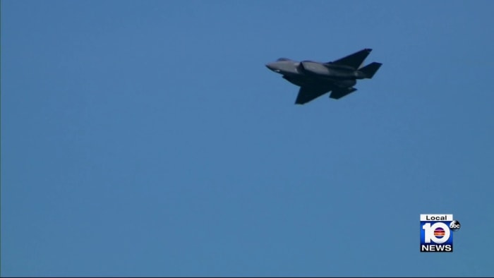 Hyundai Air & Sea Show marks 'amazing' 1st day in South Beach - Vimarsana News