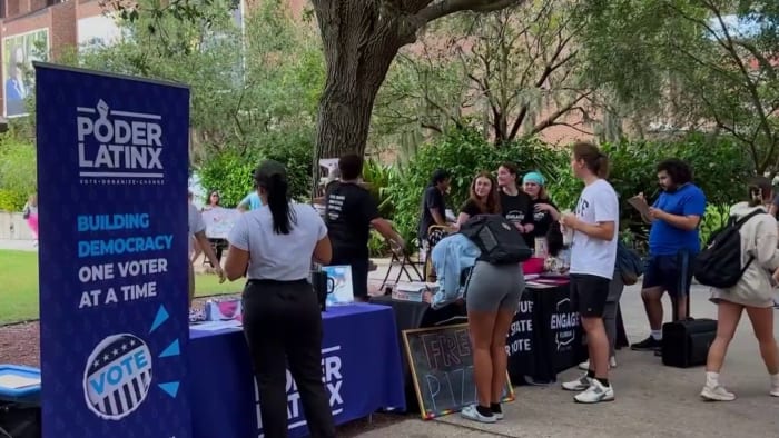 National Voter Registration Day brings out supervisors of elections, student voter drives thumbnail