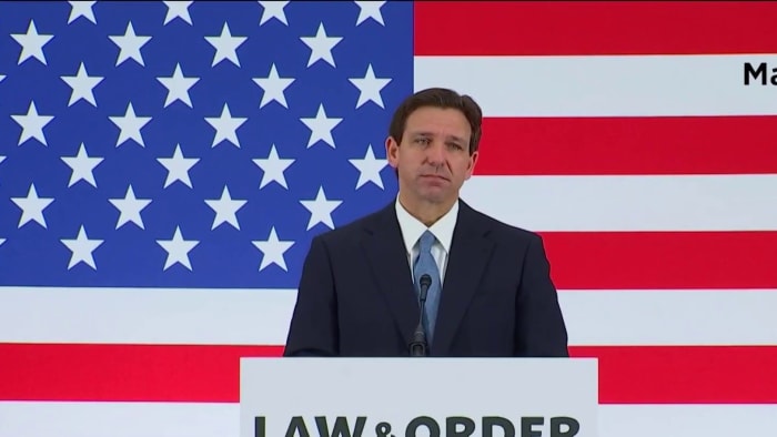 Former FDLE official says DeSantis airplane records 'should be disclosed' - Vimarsana News