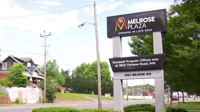 Melrose Plaza in Roanoke launches public phase of 'Restoring Greatness' capital campaign - Vimarsana News