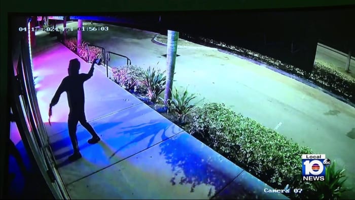 Crook caught on camera vandalizing Miramar business twice in same night