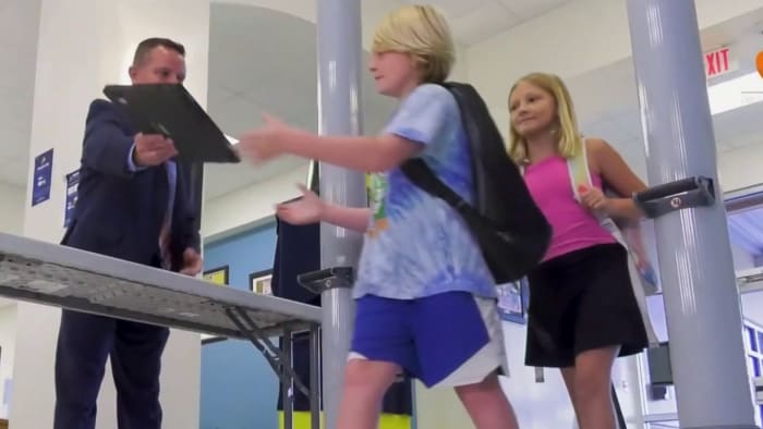 Brevard County considers metal detectors in its public schools - Vimarsana News