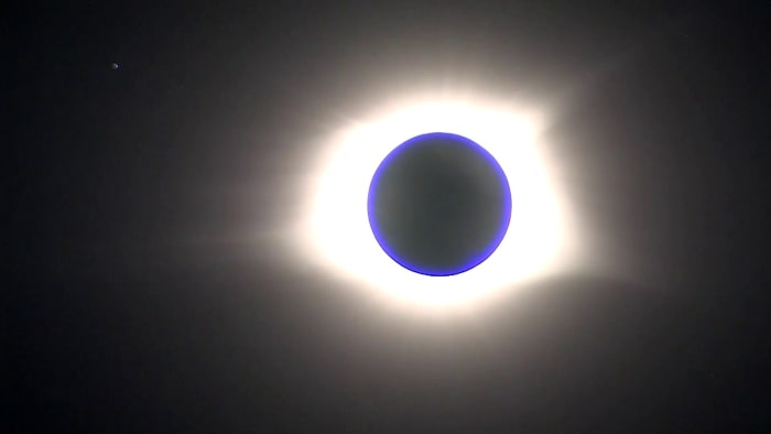 Solar eclipse: When Disney will experience a blackout - Vimarsana News