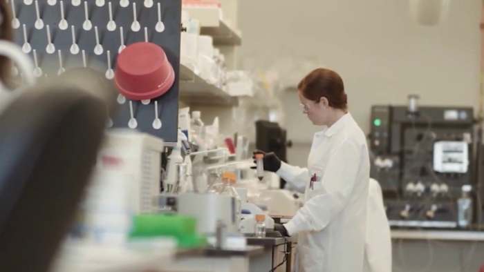 How the federal mRNA vaccine funding shift affects Houston’s medical research landscape How the federal mRNA vaccine funding shift affects Houston’s medical research landscape