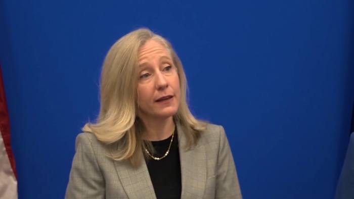 Virginia transition in power nears as Youngkin, Spanberger outline visions