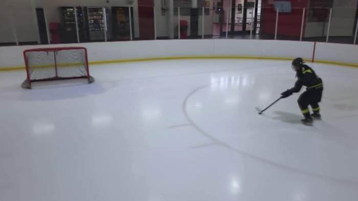 Facing off with the unknown: Waterford hockey player opens up about colorectal cancer fight