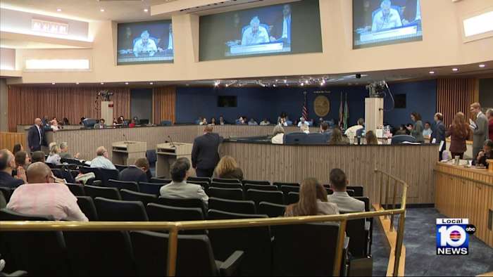 Miami-Dade commissioners discuss giving public money to American Dream Mall developers
