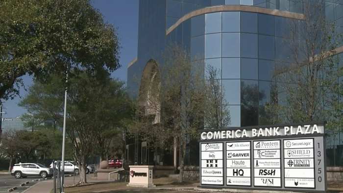 Job Seekers Warned: Scammers Posing as Recruiters