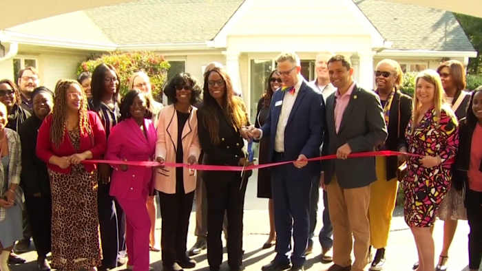 Working to improve birth outcomes for local mothers, new maternal health hub opens in Roanoke Working to improve birth outcomes for local mothers, new maternal health hub opens in Roanoke