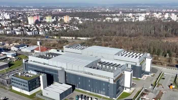 Data center transparency bill clears key Virginia House committee