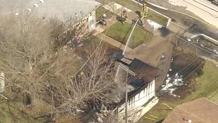 Garage fire engulfs property in Roseville, spreads to nearby home