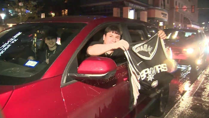 ‘A breath of fresh air’: San Antonio businesses cash in on Spurs’ playoff run