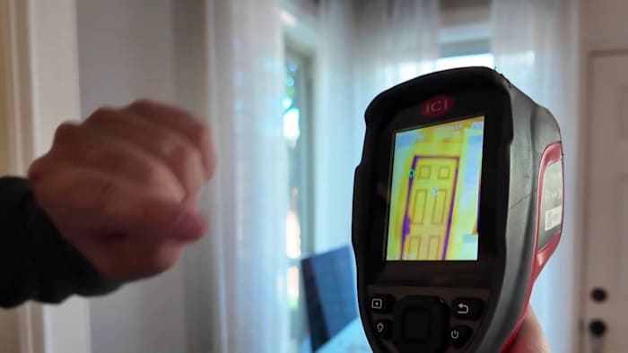 Expert offers tips to stay warm and save on energy bills during freezing weather