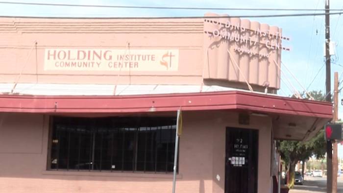 US Rep. Henry Cuellar discusses transfer of families from Dilley immigration facility to Laredo