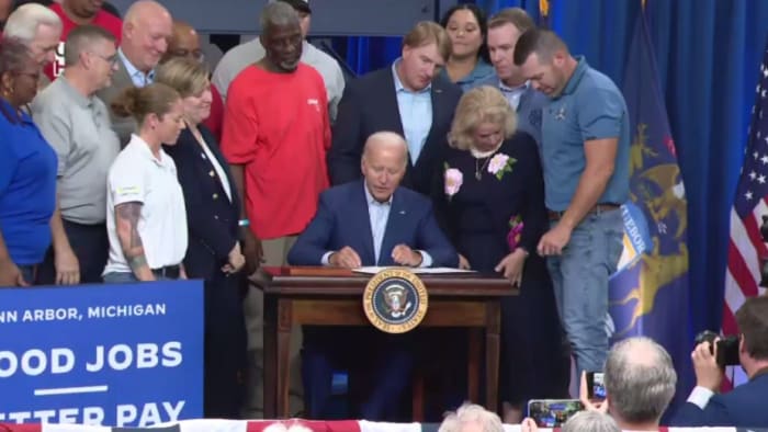 President Joe Biden signs ‘Good Jobs’ executive order during visit to Ann Arbor