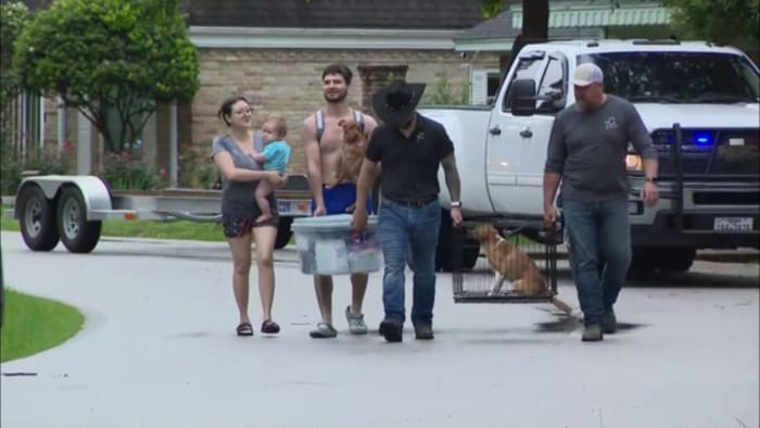 Water rescues and evacuations in Conroe's flooded River Plantation community - Vimarsana News
