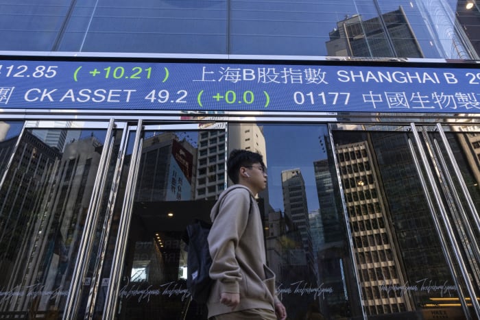 Asian shares, oil advance on strong China factory data