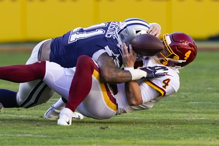 Cowboys' Prescott, Parsons rumble to 49-29 win over Bears