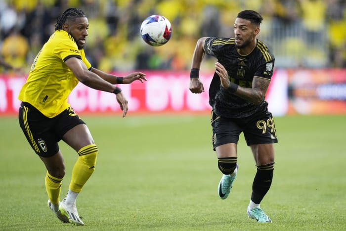 Columbus Crew ties Philadelphia Union after Cucho Hernandez penalty