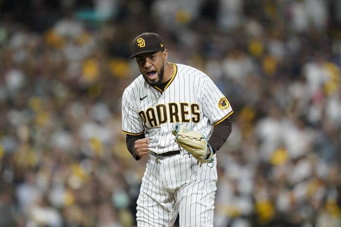 Cronenworth, Padres rally to stun Dodgers 5-3 to reach NLCS - Seattle Sports