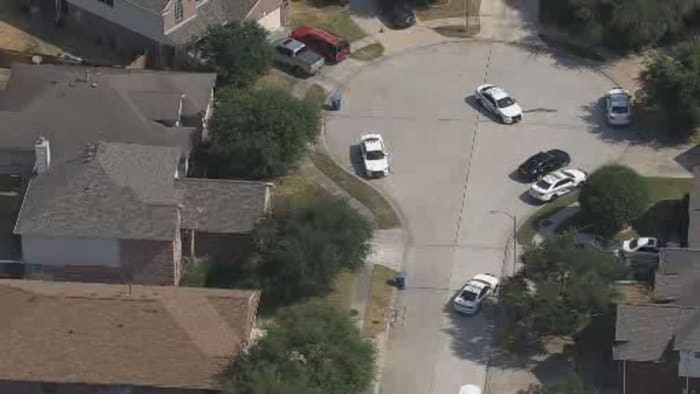 Man injured in shooting outside home in north Harris County Man injured in shooting outside home in north Harris County