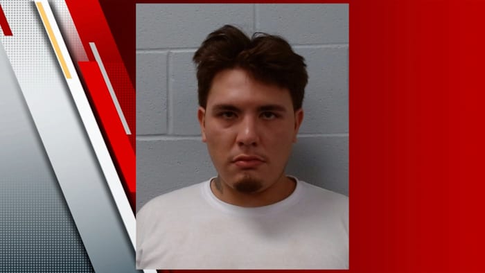 <a href="https://www.ksat.com/news/local/2026/07/22/suspect-poses-another-inmate-escapes-from-hays-county-jail-sheriffs-office-says/" target="_blank">Suspect escapes from Hays County Jail after posing as another inmate, sheriff’s office says</a>