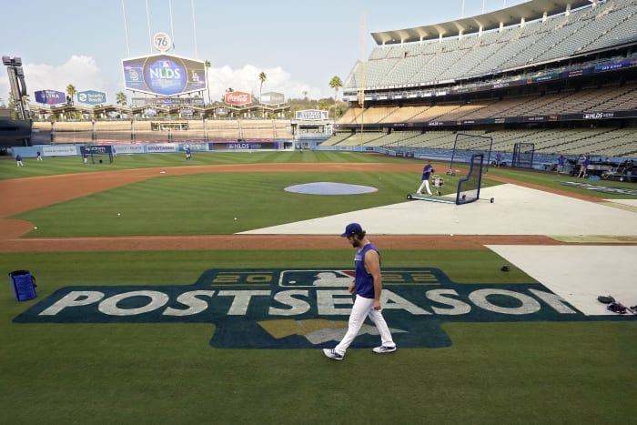 Padres swap Fernando Tatis bobblehead night for Soto T-shirt