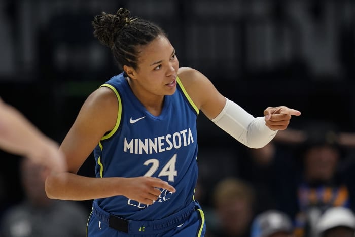 Jones, Stewart lead New York to first WNBA Finals in 21 years with 87-84  win over Connecticut