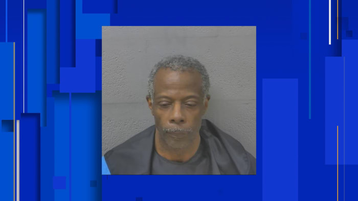 62-year-old Lynchburg man charged after burglary at A+ Attire - Vimarsana News