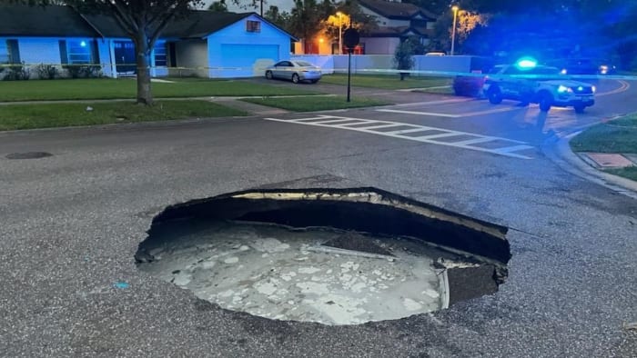 WOW! fiber optics crews leave trail of broken sewer, cable, and sprinkler lines