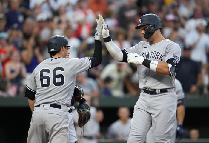 Carpenter hammers Cubs; 2 HRs, 7 RBIs in Yanks' 18-4 rout