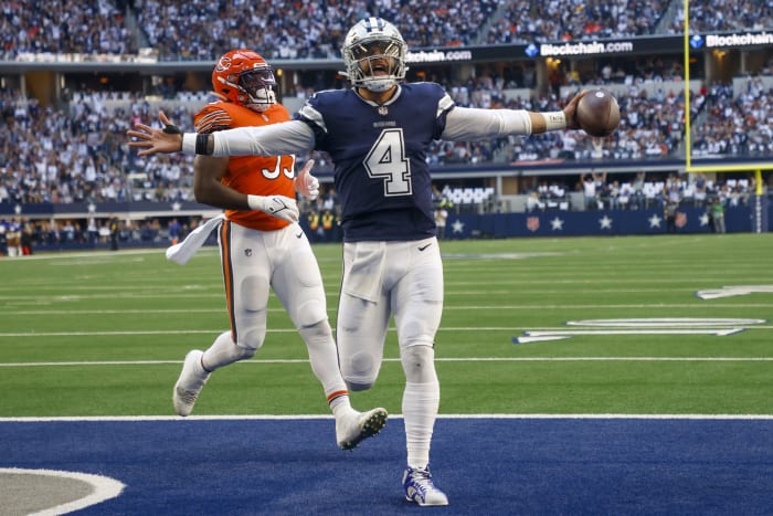 Prescott outshines Brady, Cowboys dominate Buccaneers, 31-14 – The Oakland  Press