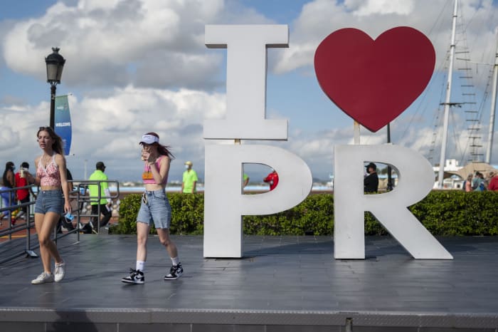 Puerto Rico Shutters Scores of Schools Amid Financial Crisis