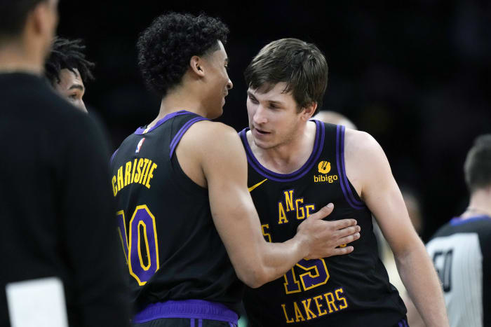 Bridges, Hornets hold off short-handed Lakers, 117-114