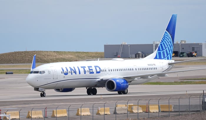 Dozens of United Airlines passengers headed to Houston fall ill after international cruise - Vimarsana News