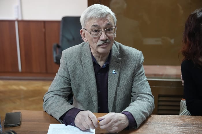 Russian authorities seek to fine a human rights advocate for criticizing the war in Ukraine